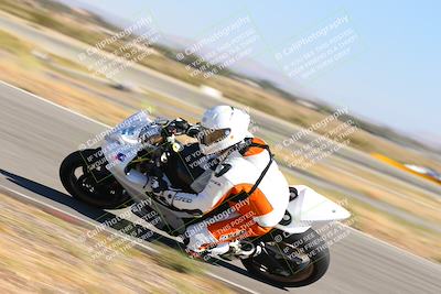 media/Oct-15-2023-TrackXperience (Sun) [[85198ff50b]]/Group 2/session 4 turn 3/